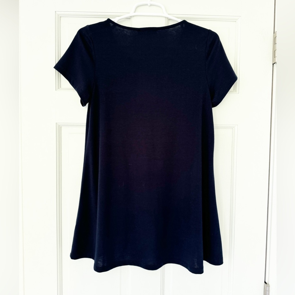 NWT THML Kahlo top size S navy blue green embroidered shortsleeve STITCHFIX - Picture 2 of 6